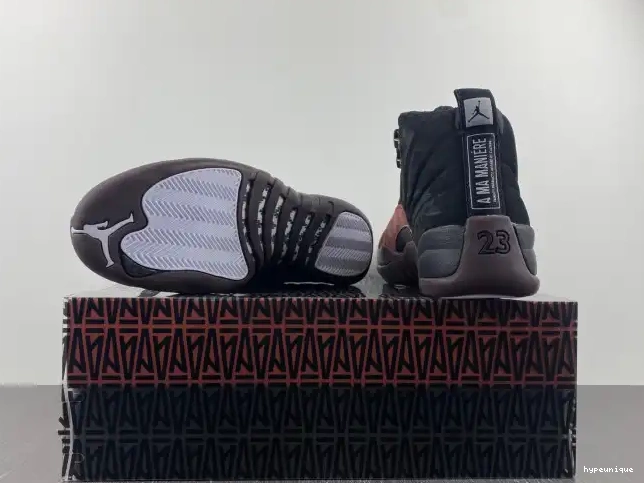 HYPE Jordan Black A Maniere 12 DV6989-001 Retro Ma 0510